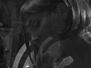 Nudeceleb- Zoe Daelman Chlanda – Contact (2009) HD 720p