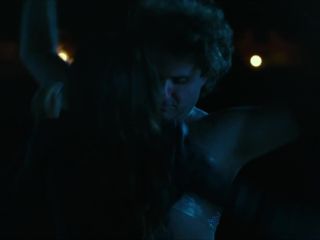 Nudeceleb- Anna Ferraioli Ravel – Ci vuole un fisico (2018) HD 1080p