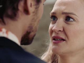 Nudeceleb- Johanna von Gutzeit – Team Alpin s02e01 2019)  HD 720p