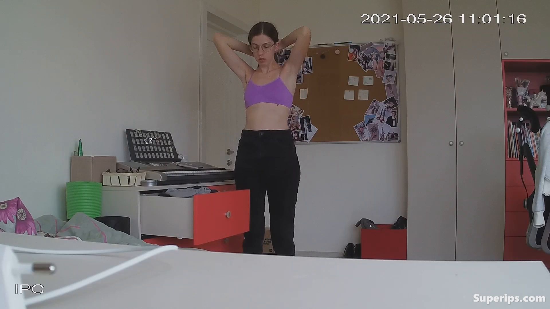 IPCAM – Tall German girl is changing clothes in her room