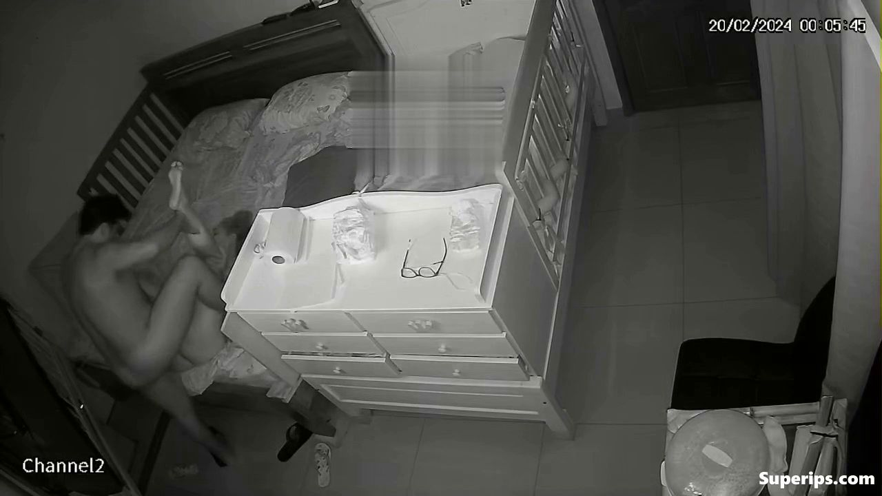 IPCAM – Old mom gets fucked by her husband