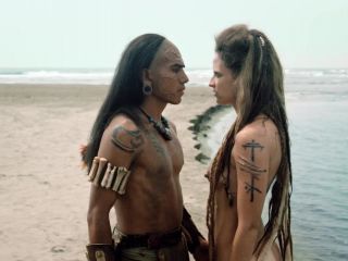 Nudeceleb- Paulette Hernandez – Sitiados Mexico s01e07 (2019) HD 720p