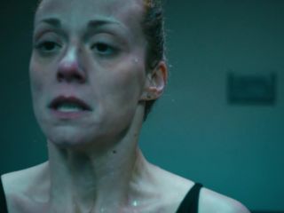 Nudeceleb- Niovi Charalambous, Skevi Papamiltiadous – Quidnunc (2018) HD 1080p