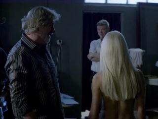 Nudeceleb- Denisa Nesvacilova Tereza Valtova Hana Vagnerova etc – Miluji te modre (2017) HD 1080p