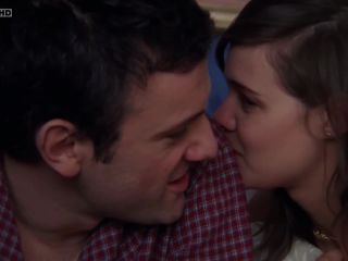 Nudeceleb- Marie Denarnaud Julie-Anne Roth-Les vivants et les morts s01e08 (2009) HD 720p