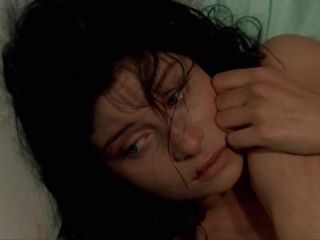 Nudeceleb- Claudia Muzii – Scugnizzi (1989) HD 720p