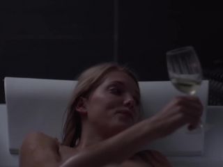 Nudeceleb- July Janssen – Over Leven (2015) HD 1080p