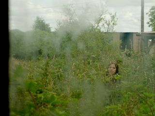 Nudeceleb- Emilie Gavois-Kahn – Les barbares (2024) HD 1080p