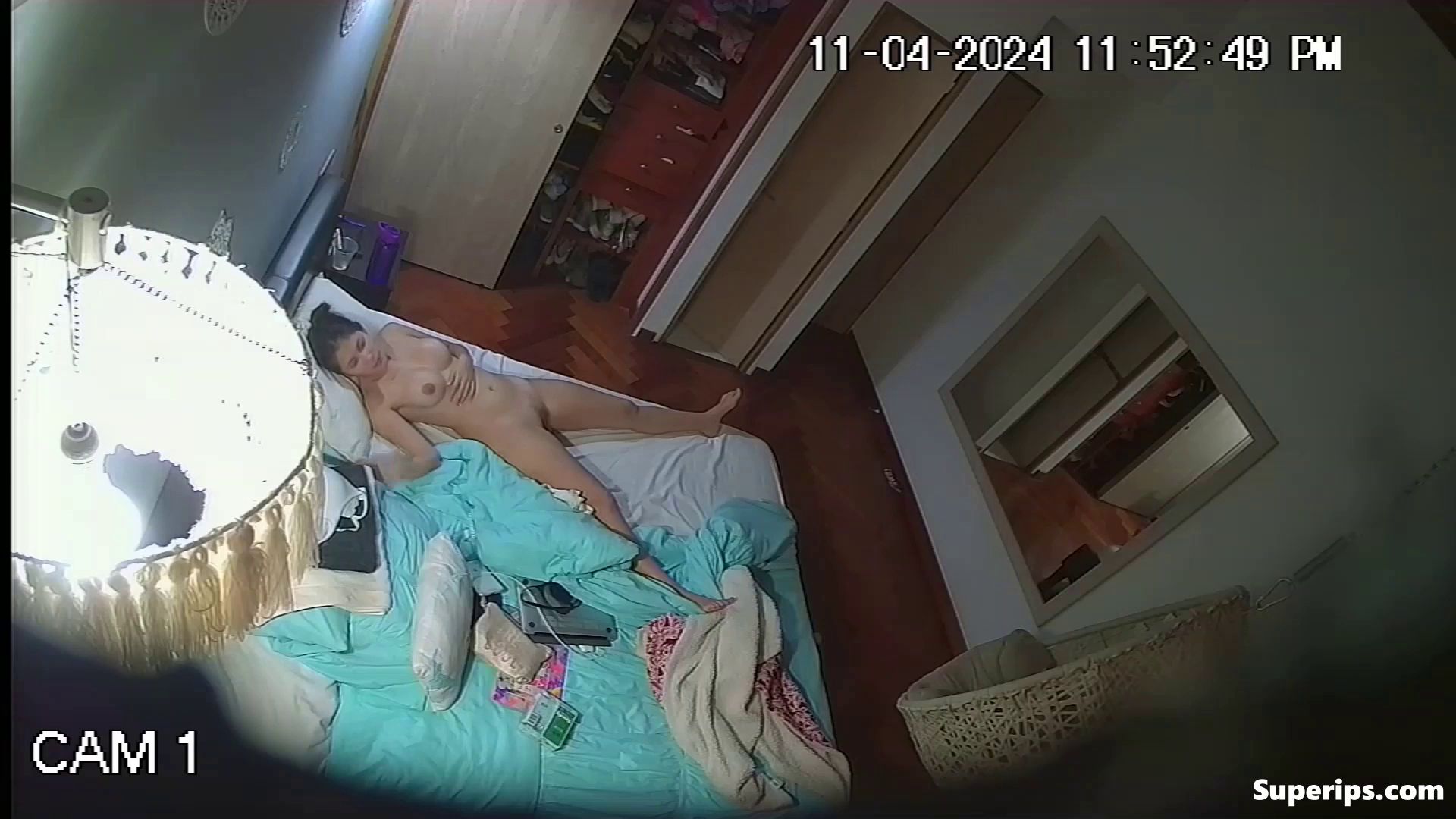 IPCAM – Teenage Latina girl masturbates in lingerie