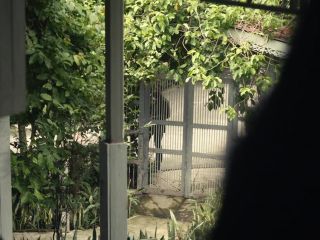 Nudeceleb- Elektra Jansson-Kilbey Tharanya Tharan – Shantaram s01e07 (2022) HD 1080p