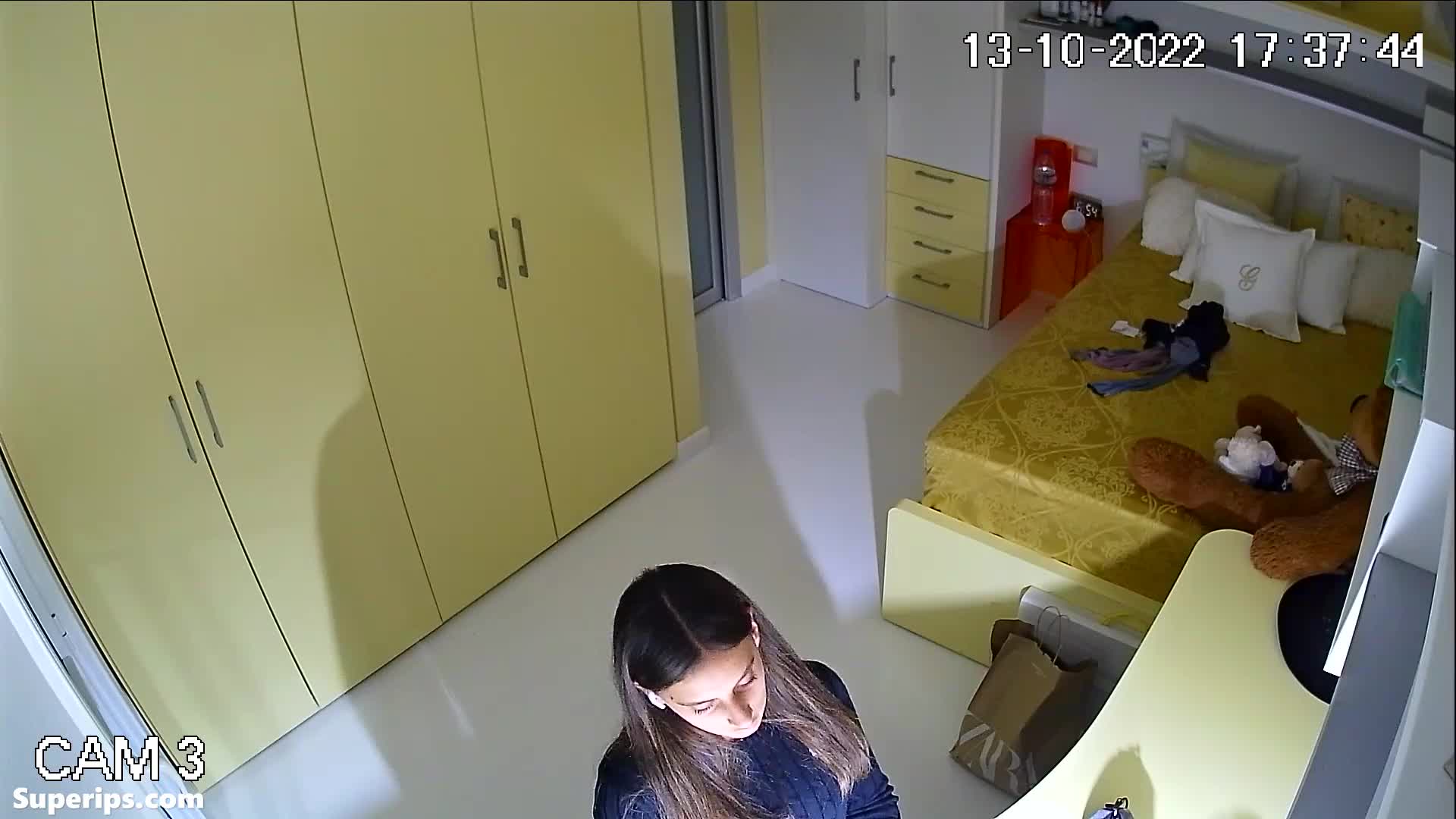 IPCAM – Arab teen girl masturbates hard