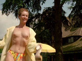 Nudeceleb- Cecile de France – Moi Cesar, 10 ans 12, 1m39 (2003) HD 1080p