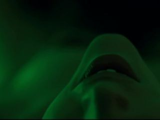 Nudeceleb- Sigrid Bouaziz-Chronique de la jungle (2015) HD 720p