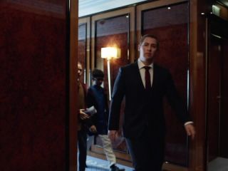 Nudeceleb- Aglaia Szyszkowitz – Kein Herz fur Inder (2017) HD 720p