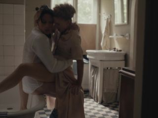 Nudeceleb- Caroline Hartig, Zoe Straub – Filip (2022) HD 1080p