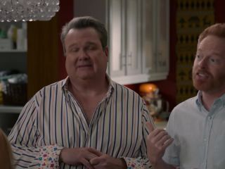 Nudeceleb- Sofia Vergara – Modern Family s10e02 (2018) HD 1080p