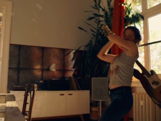 Nudeceleb- Friederike Becht – Schneller als die Angst s01e05 (2021) HD 1080p