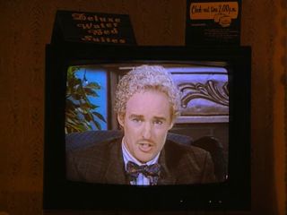 Nudeceleb- Glenne Headly Barbara Hershey Vicki Lewis – Breakfast of Champions (1999) HD 720p