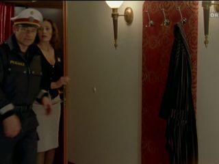 Nudeceleb- Martina Schwab, etc – Oben ohne s02e07 (2009) HD 1080p