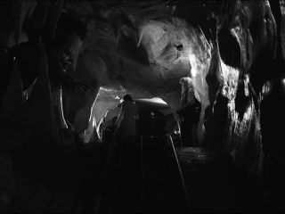 Nudeceleb- Vicky Jorge – Vampus Horror Tales (2020) HD 1080p