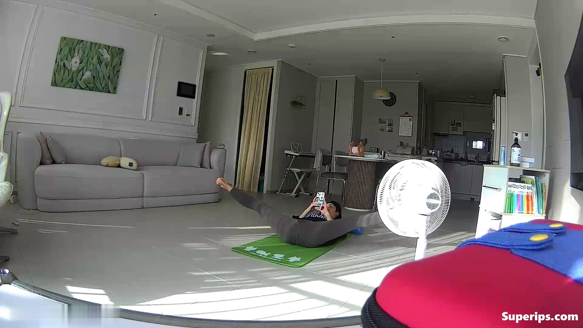 IPCAM – Gorgeous Korean mom does exercises
