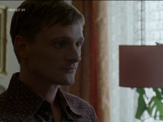 Nudeceleb- Hannah Herzsprung – Weissensee s01e02-03 (2010) HD 720p