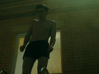 Nudeceleb- Viktoriya Isakova – Chelovek iz Podolska (2020) HD 1080p