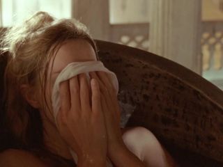 Nudeceleb- Lucy Brown – Sharpes Challenge (2006) HD 1080p