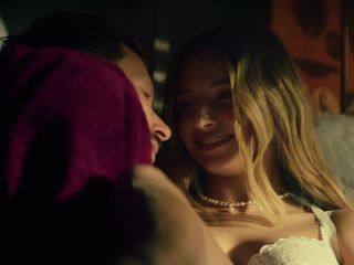 Nudeceleb- Aleksandra Poplawska Julia Wieniawa – Nie cudzoloz i nie kradnij (2022) HD 1080p