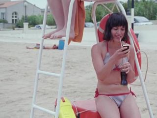 Nudeceleb- Vimala Pons, etc – La fille du 14 juillet (2013) 720p