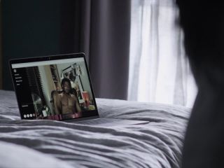 Nudeceleb- Myha_la Herrold, Ali Tate Cutler – Industry s01e01 (2020) HD 1080p