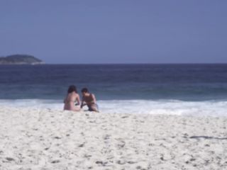 Nudeceleb- Natalia Lebeis – Os Mortos-Vivos (2012) HD 1080p