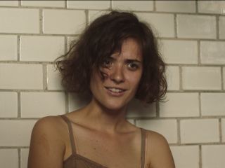 Nudeceleb- Liv Lisa Fries Leonie Benesch – Babylon Berlin s02e01 (2017) HD 1080p