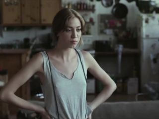 Nudeceleb- Adele Gendron – Les Brumes (2014) HD 1080p