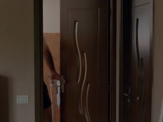 Nudeceleb- Maria Obretin – Umbre s01e02 (2014) HD 1080p