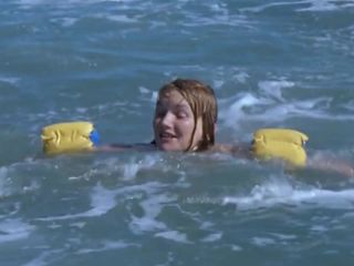 Nudeceleb- Sophie Quinton – Avril (2006) HD 720p