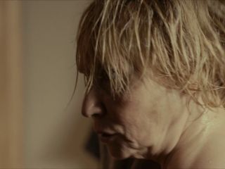 Nudeceleb- Ana Ciontea, Iulia Lumanare – Familiar (2023) HD 1080p