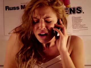 Nudeceleb- Emmanuelle Boidron, etc – Vive la crise (2017) HD 1080p