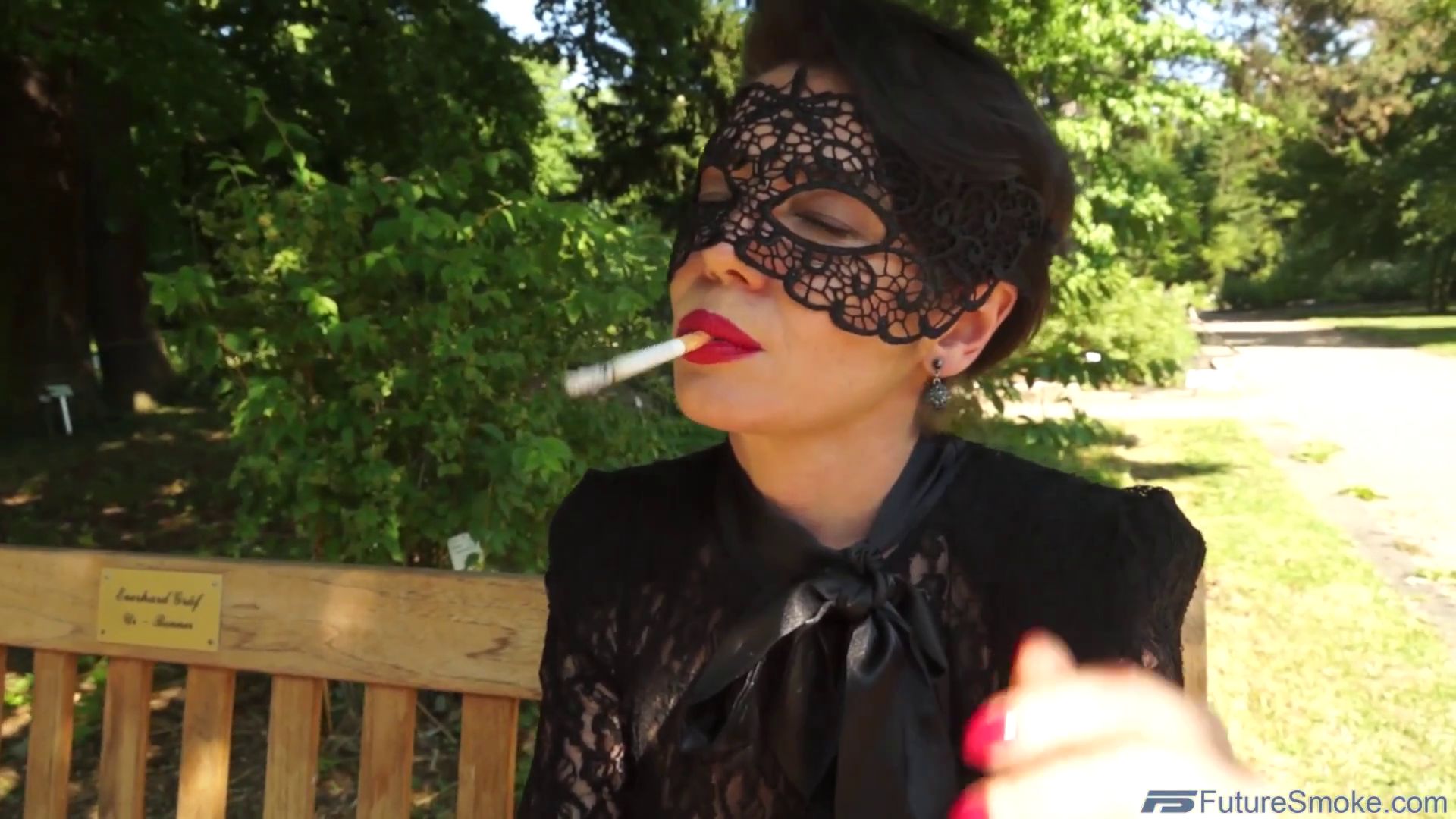 Future Smoke Natalia 038 HD