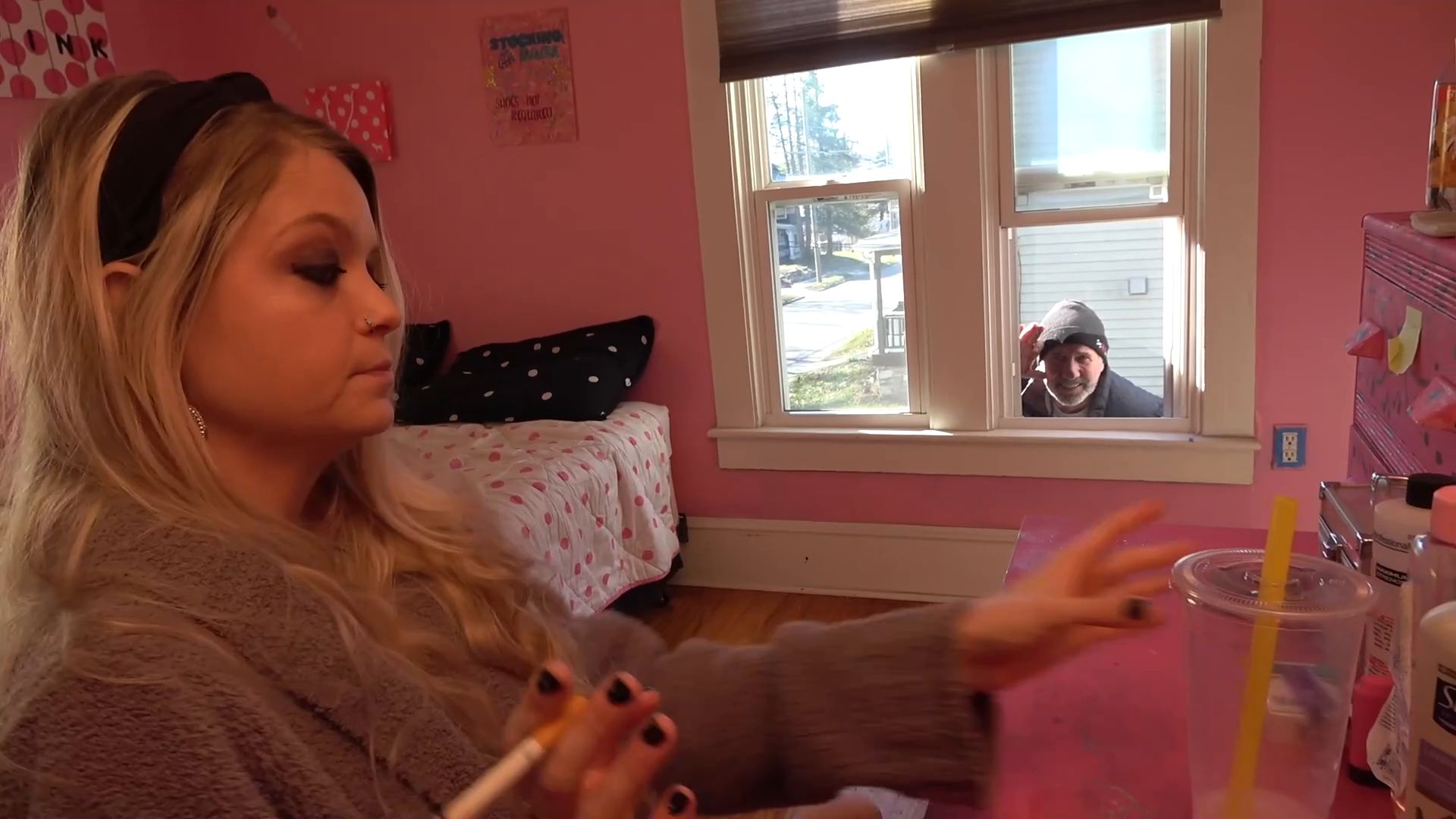 Makayla Teases Her Secret Stalker Southern Smoking Women Toejac