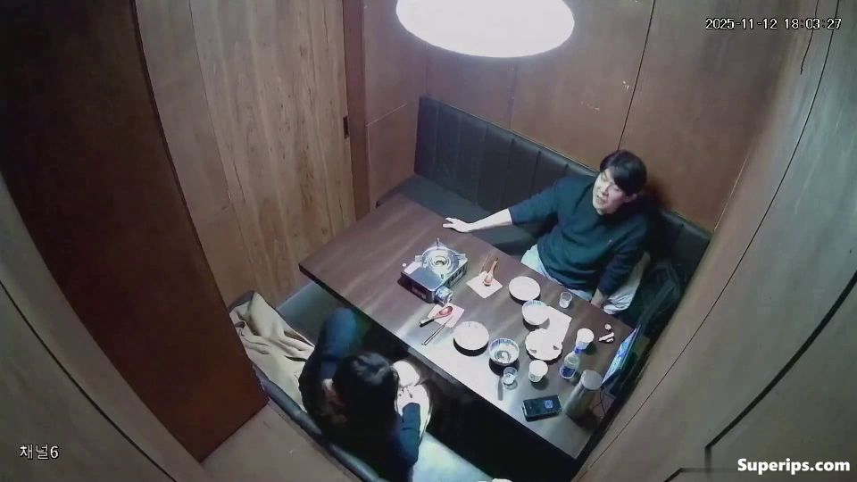 IPCAM – Korean girl gets her pussy fingered