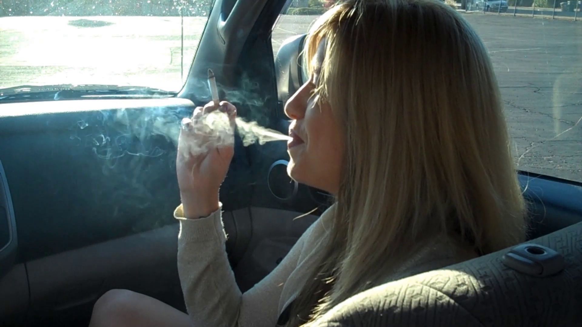 Mari the Sexy Talking Exhale Smoking Hot Girl San Francisco Girls