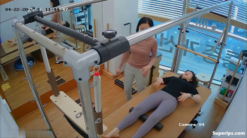 IPCAM – Compilation of Korean girls in physical therapy