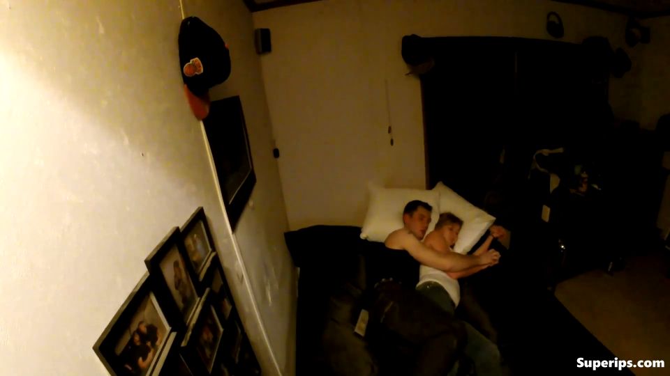 IPCAM – Hot American college girl fucks her boyfriend