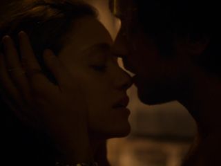 Nudeceleb- Emmy Rossum-Shameless s02e12 (2012) HD 1080p