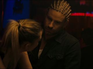 Nudeceleb- Kelly Van Hoorde – The Bouncer (2018) HD 1080p