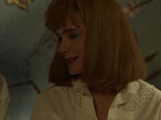 Nudeceleb- Francesca Neri, Maria Barranco – Las edades de Lulu (1990) HD 720p