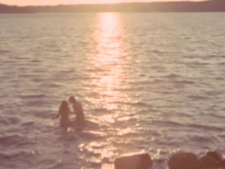 Nudeceleb- Ritva Vepsa Kirsti Wallasvaara-Naisenkuvia (1970) HD 720p