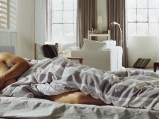 Nudeceleb- Nora Tschirner-Keinohrhasen (2007) HD 1080p