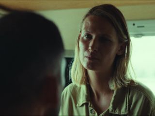 Nudeceleb- Agnieszka Zulewska – Wielka woda s01e01 (2022) HD 1080p